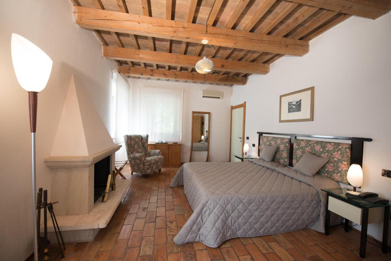 Relais Villa Matarazzo Gradara Exterior photo